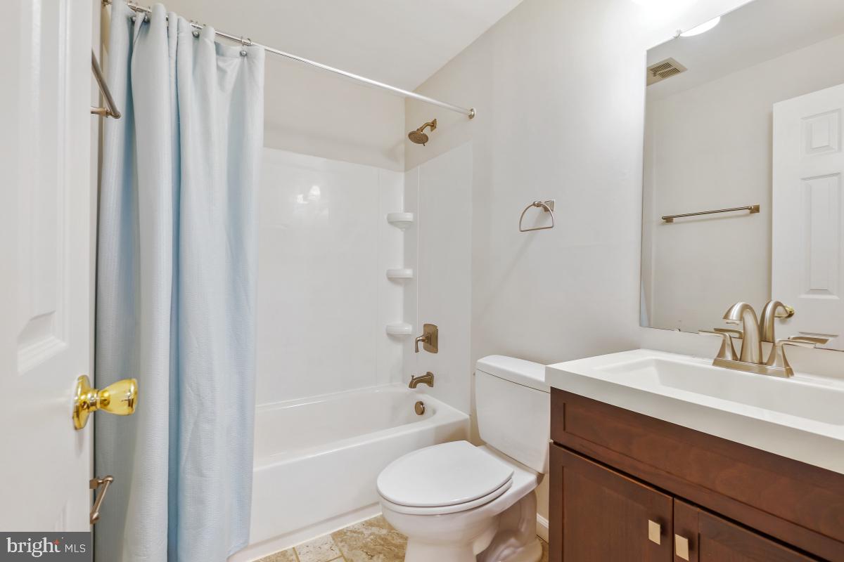 2263 IDYLWOOD STATION LN, FALLS CHURCH, Virginia 22043, 2 Bedrooms Bedrooms, ,3 BathroomsBathrooms,Residential,For sale,2263 IDYLWOOD STATION LN,VAFX2258858 MLS # VAFX2258858