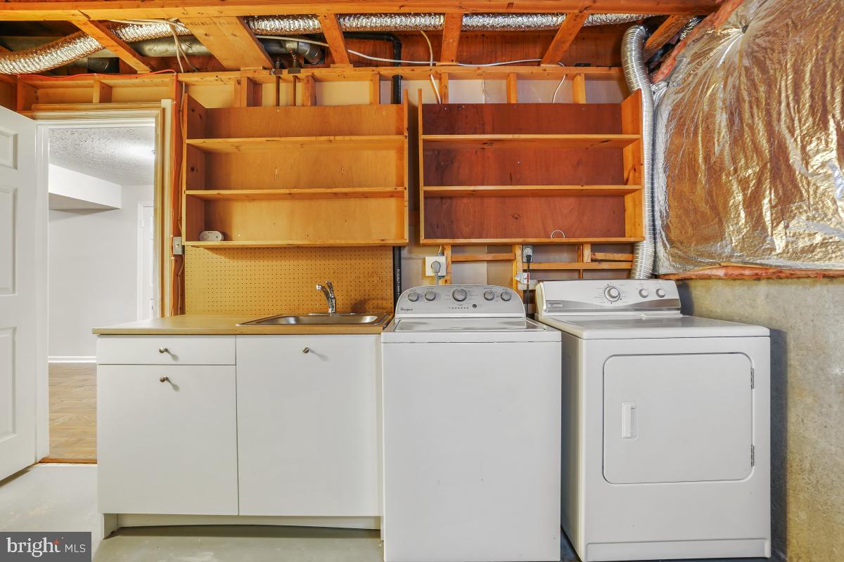 2263 IDYLWOOD STATION LN, FALLS CHURCH, Virginia 22043, 2 Bedrooms Bedrooms, ,3 BathroomsBathrooms,Residential,For sale,2263 IDYLWOOD STATION LN,VAFX2258858 MLS # VAFX2258858