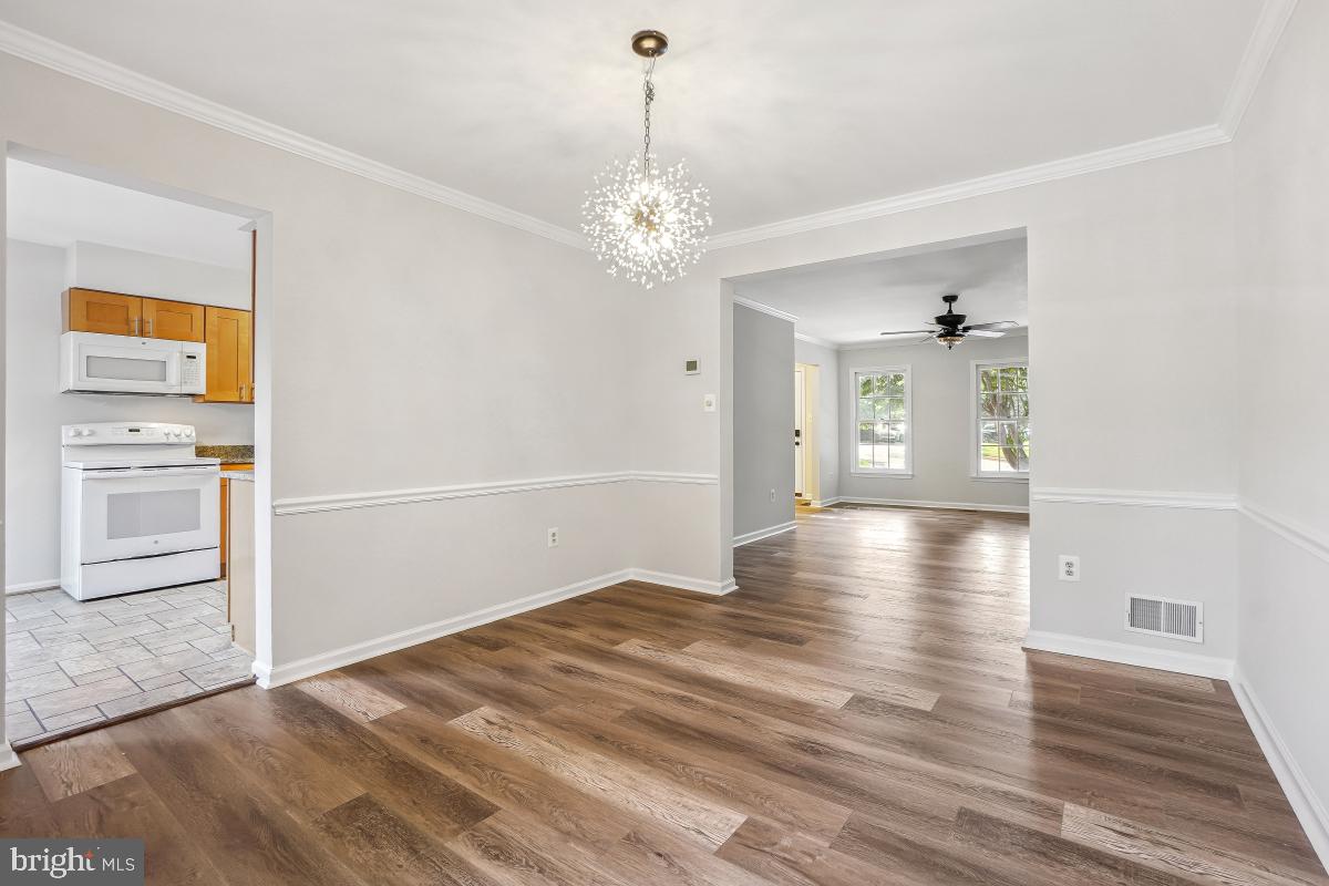 2263 IDYLWOOD STATION LN, FALLS CHURCH, Virginia 22043, 2 Bedrooms Bedrooms, ,3 BathroomsBathrooms,Residential,For sale,2263 IDYLWOOD STATION LN,VAFX2258858 MLS # VAFX2258858