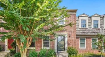 2263 IDYLWOOD STATION LN, FALLS CHURCH, Virginia 22043, 2 Bedrooms Bedrooms, ,3 BathroomsBathrooms,Residential,For sale,2263 IDYLWOOD STATION LN,VAFX2258858 MLS # VAFX2258858