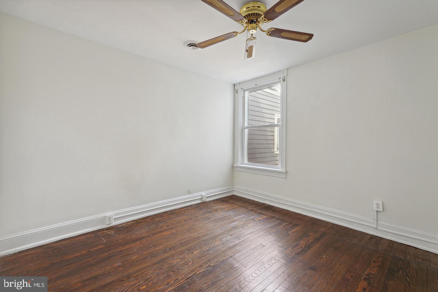 223 R ST NW, WASHINGTON, District Of Columbia 20001, 5 Bedrooms Bedrooms, ,3 BathroomsBathrooms,Residential,For sale,223 R ST NW,DCDC2213242 MLS # DCDC2213242