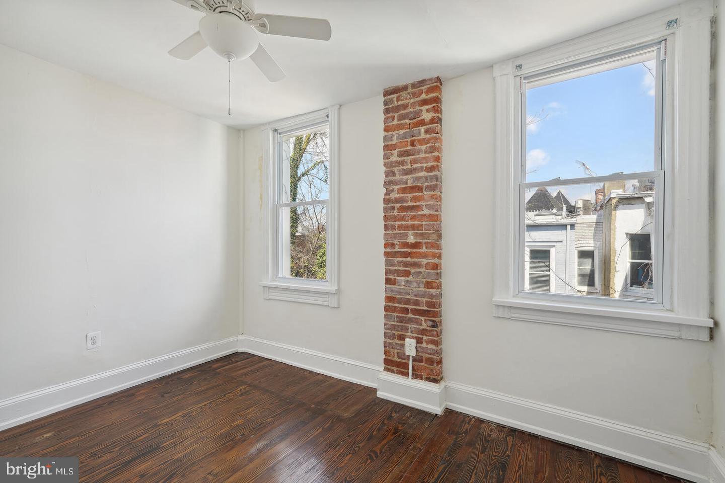 223 R ST NW, WASHINGTON, District Of Columbia 20001, 5 Bedrooms Bedrooms, ,3 BathroomsBathrooms,Residential,For sale,223 R ST NW,DCDC2213242 MLS # DCDC2213242