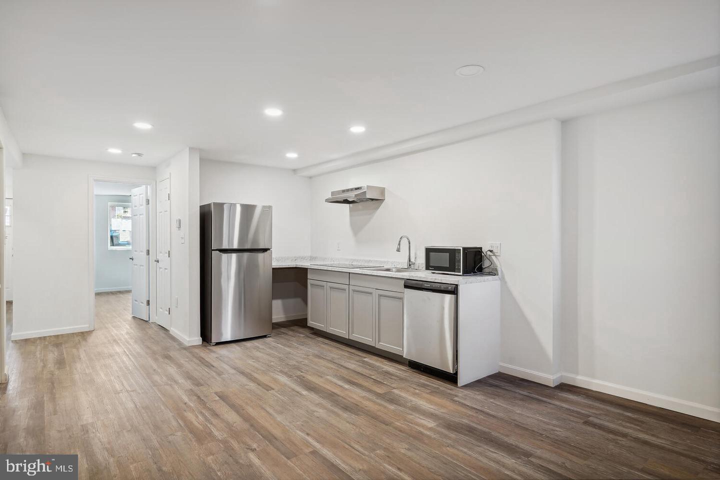 223 R ST NW, WASHINGTON, District Of Columbia 20001, 5 Bedrooms Bedrooms, ,3 BathroomsBathrooms,Residential,For sale,223 R ST NW,DCDC2213242 MLS # DCDC2213242
