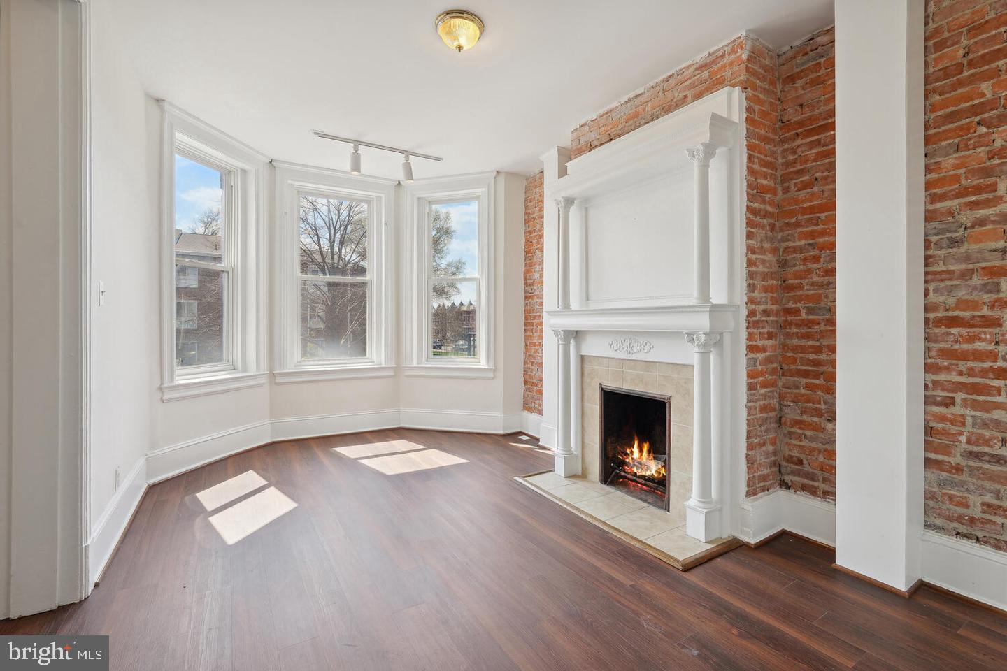 223 R ST NW, WASHINGTON, District Of Columbia 20001, 5 Bedrooms Bedrooms, ,3 BathroomsBathrooms,Residential,For sale,223 R ST NW,DCDC2213242 MLS # DCDC2213242