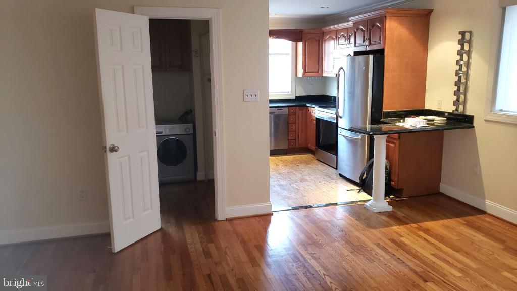 3656 NEW HAMPSHIRE AVE NW #4, WASHINGTON, District Of Columbia 20010, ,1 BathroomBathrooms,Residential,For sale,3656 NEW HAMPSHIRE AVE NW #4,DCDC2213302 MLS # DCDC2213302