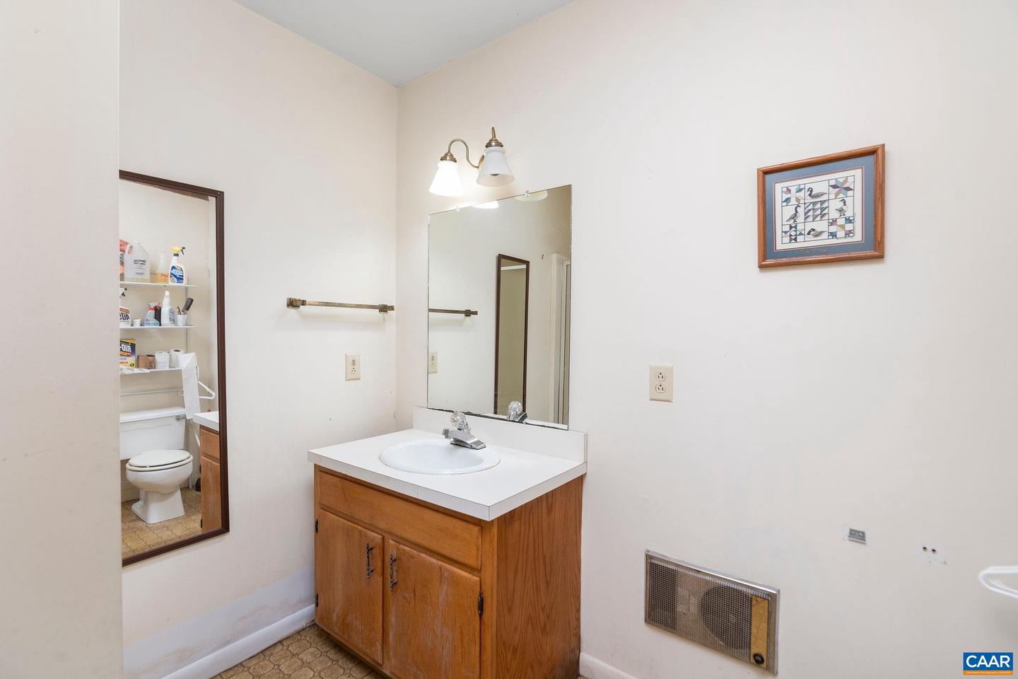 18 PROVIDENCE LN, WAYNESBORO, Virginia 22980, 3 Bedrooms Bedrooms, ,4 BathroomsBathrooms,Residential,For sale,18 PROVIDENCE LN,667388 MLS # 667388