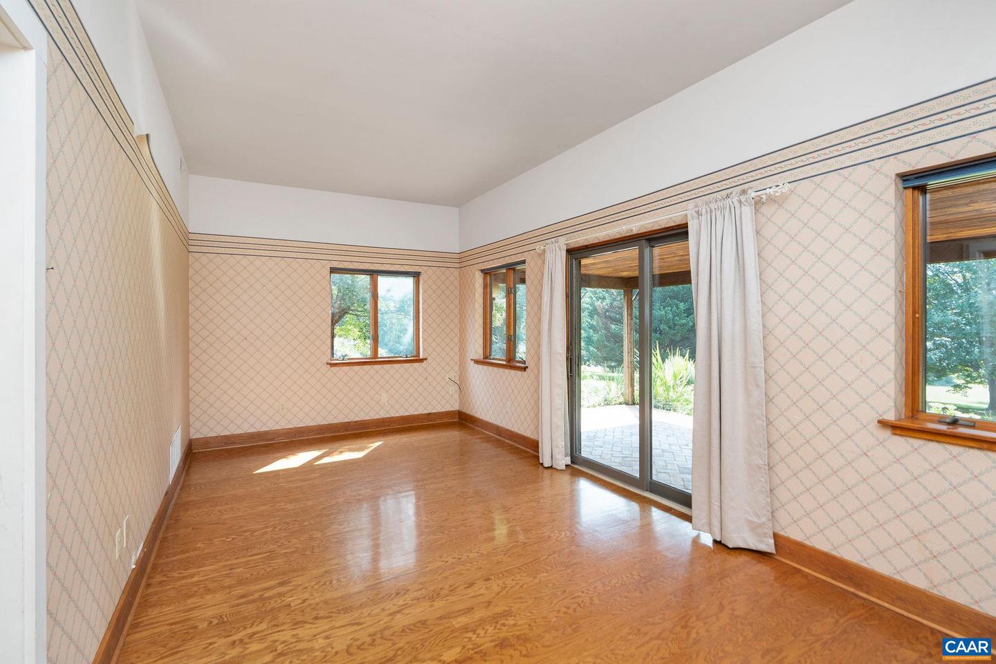 18 PROVIDENCE LN, WAYNESBORO, Virginia 22980, 3 Bedrooms Bedrooms, ,4 BathroomsBathrooms,Residential,For sale,18 PROVIDENCE LN,667388 MLS # 667388