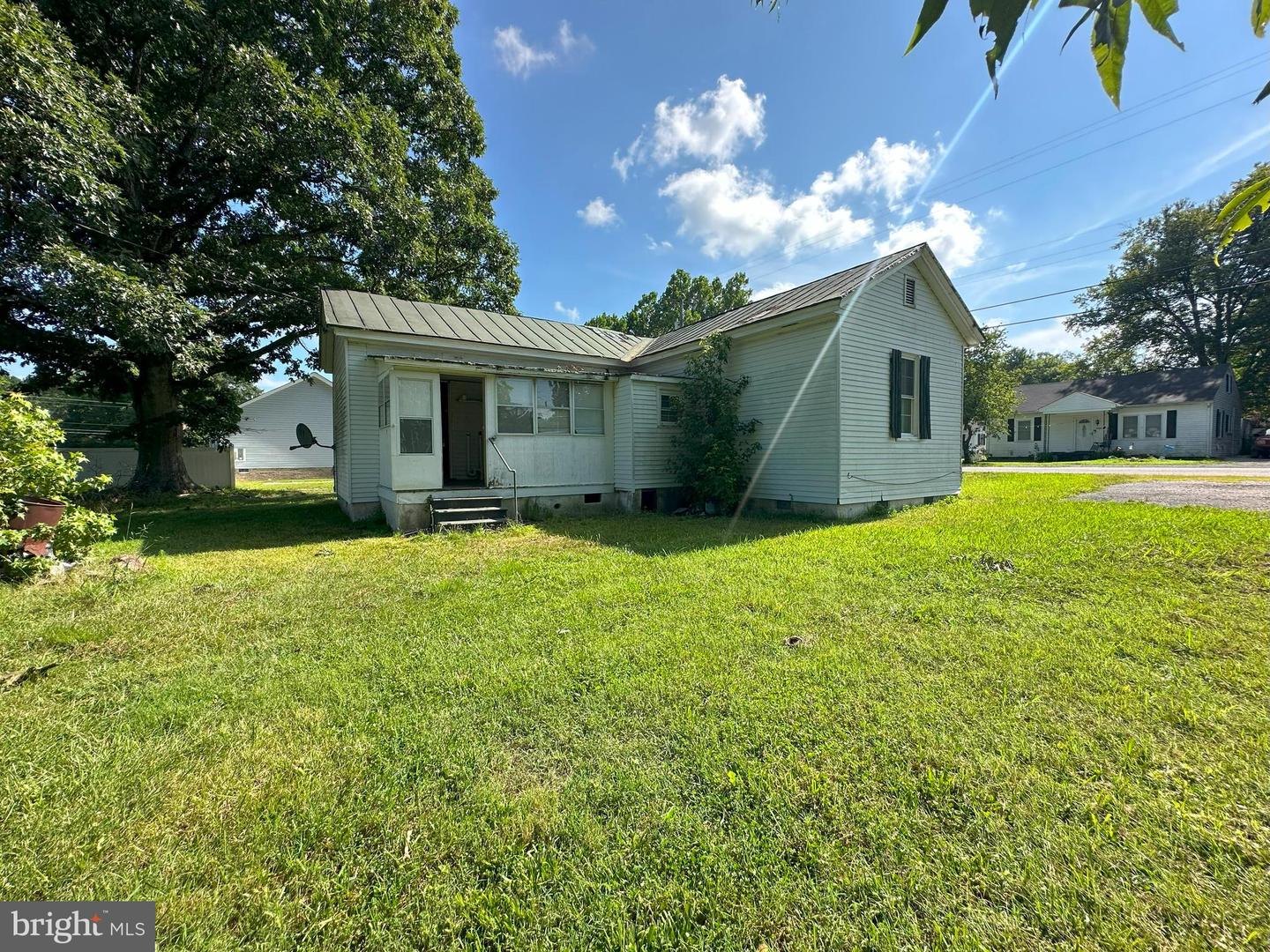 20810 WESTOVER DR, MC KENNEY, Virginia 23872, 2 Bedrooms Bedrooms, ,1 BathroomBathrooms,Residential,For sale,20810 WESTOVER DR,VADW2000050 MLS # VADW2000050