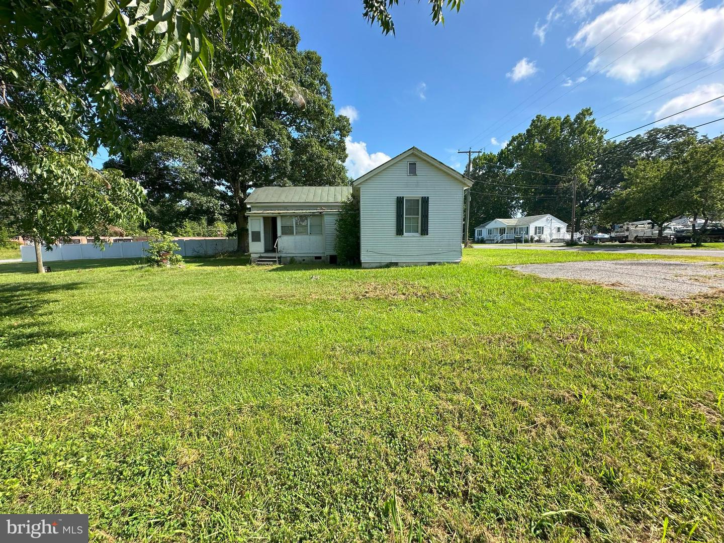 20810 WESTOVER DR, MC KENNEY, Virginia 23872, 2 Bedrooms Bedrooms, ,1 BathroomBathrooms,Residential,For sale,20810 WESTOVER DR,VADW2000050 MLS # VADW2000050