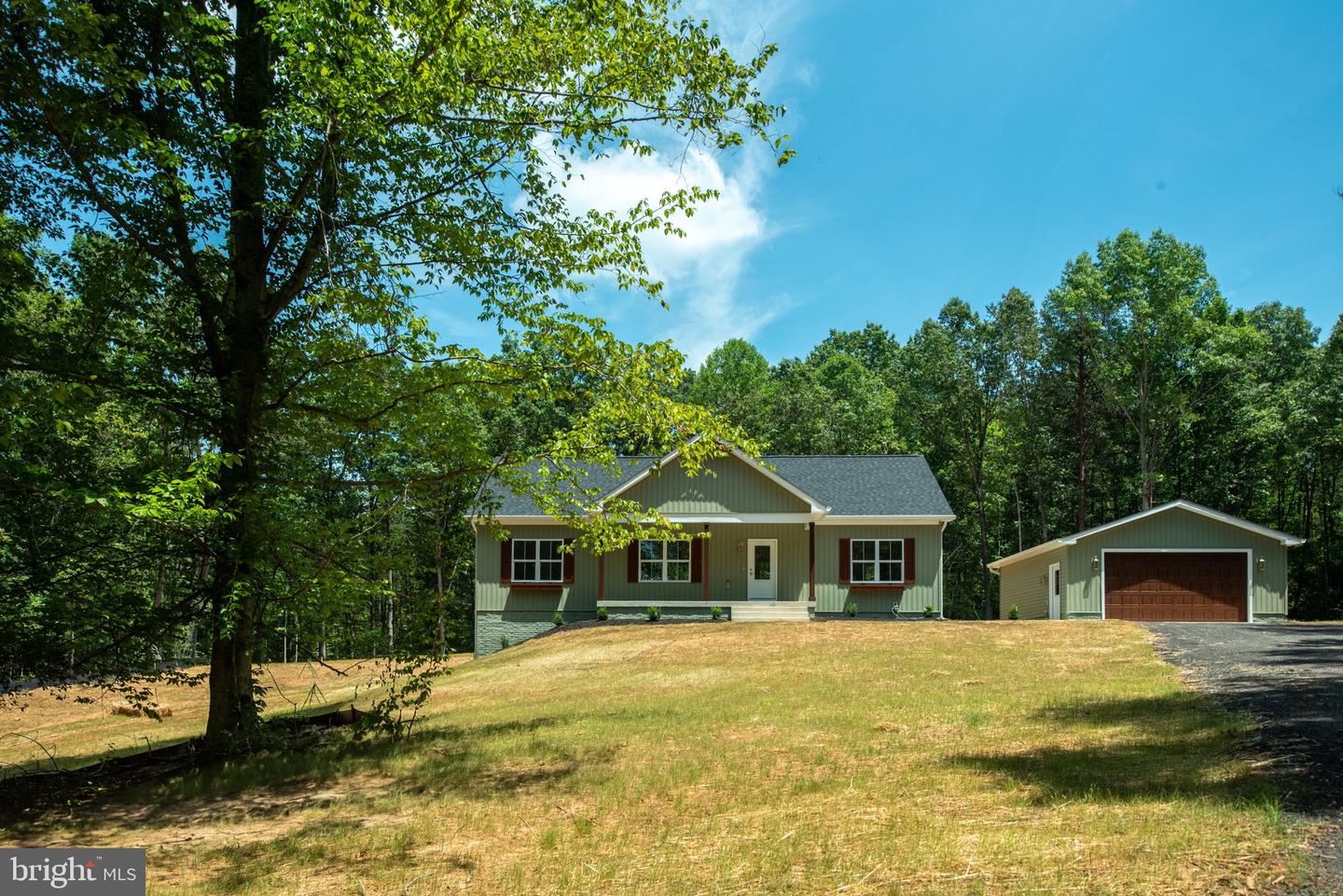 16881 HUNTERS RIDGE LANE, UNIONVILLE, Virginia 22567, 4 Bedrooms Bedrooms, ,3 BathroomsBathrooms,Residential,For sale,16881 HUNTERS RIDGE LANE,VAOR2010366 MLS # VAOR2010366