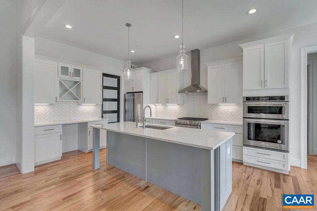 3082 STONY POINT RD, CHARLOTTESVILLE, Virginia 22911, 4 Bedrooms Bedrooms, ,3 BathroomsBathrooms,Residential,For sale,3082 STONY POINT RD,667398 MLS # 667398