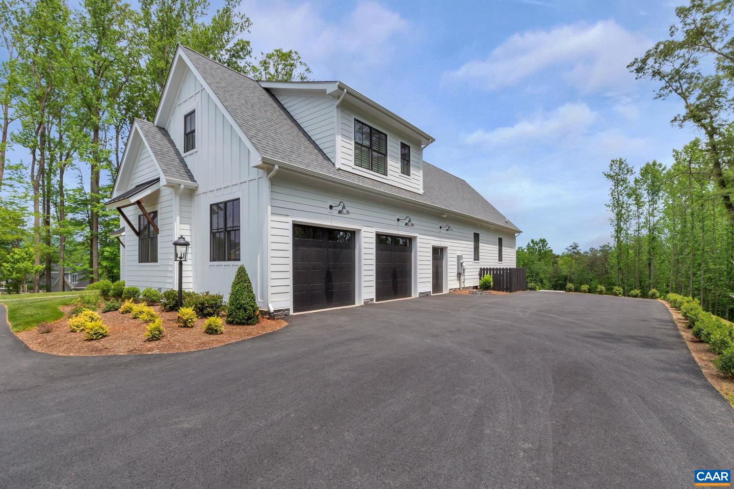 3082 STONY POINT RD, CHARLOTTESVILLE, Virginia 22911, 4 Bedrooms Bedrooms, ,3 BathroomsBathrooms,Residential,For sale,3082 STONY POINT RD,667398 MLS # 667398
