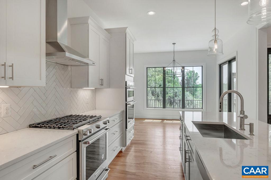 3082 STONY POINT RD, CHARLOTTESVILLE, Virginia 22911, 4 Bedrooms Bedrooms, ,3 BathroomsBathrooms,Residential,For sale,3082 STONY POINT RD,667398 MLS # 667398