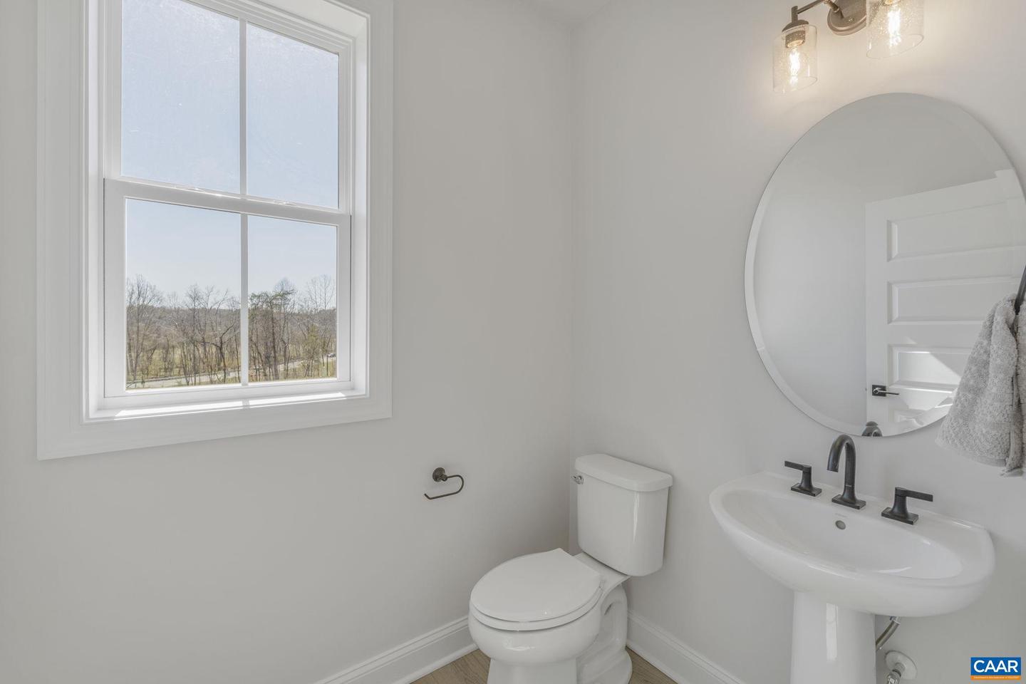 32B ASHLIN COVE, CHARLOTTESVILLE, Virginia 22901, 3 Bedrooms Bedrooms, ,2 BathroomsBathrooms,Residential,For sale,32B ASHLIN COVE,667402 MLS # 667402