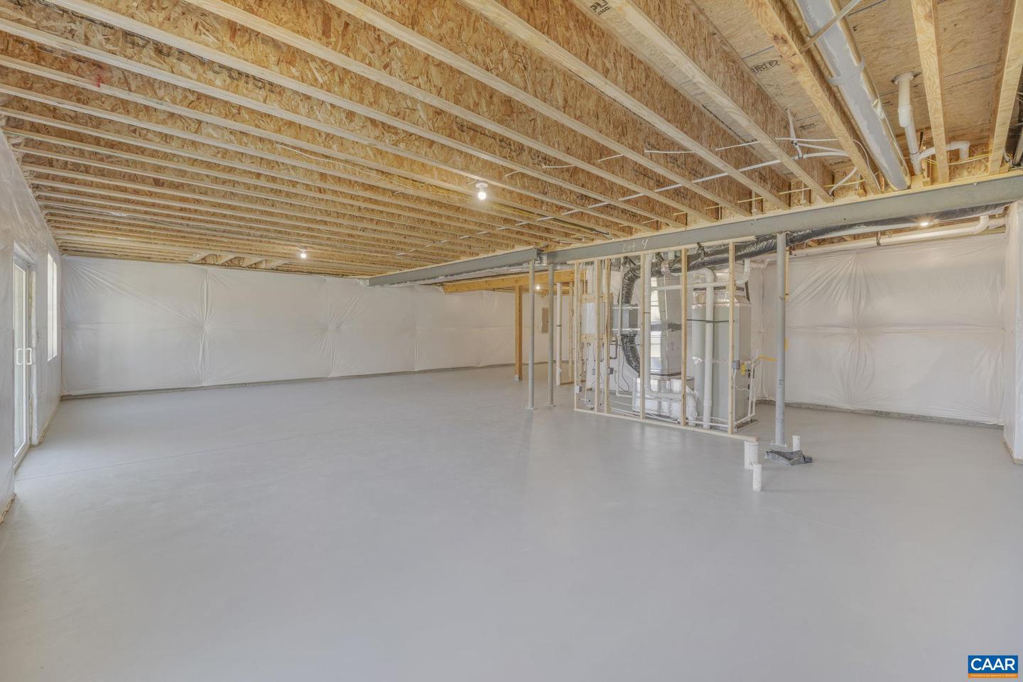 32B ASHLIN COVE, CHARLOTTESVILLE, Virginia 22901, 3 Bedrooms Bedrooms, ,2 BathroomsBathrooms,Residential,For sale,32B ASHLIN COVE,667402 MLS # 667402