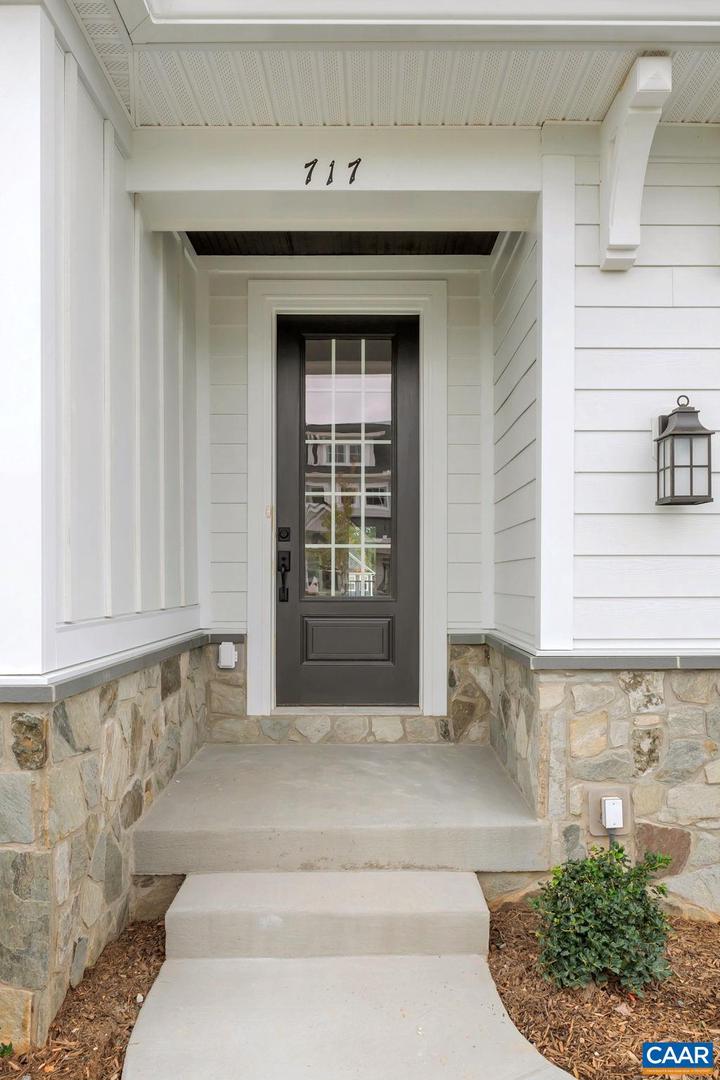 32C ASHLIN COVE, CHARLOTTESVILLE, Virginia 22901, 4 Bedrooms Bedrooms, ,2 BathroomsBathrooms,Residential,For sale,32C ASHLIN COVE,667403 MLS # 667403