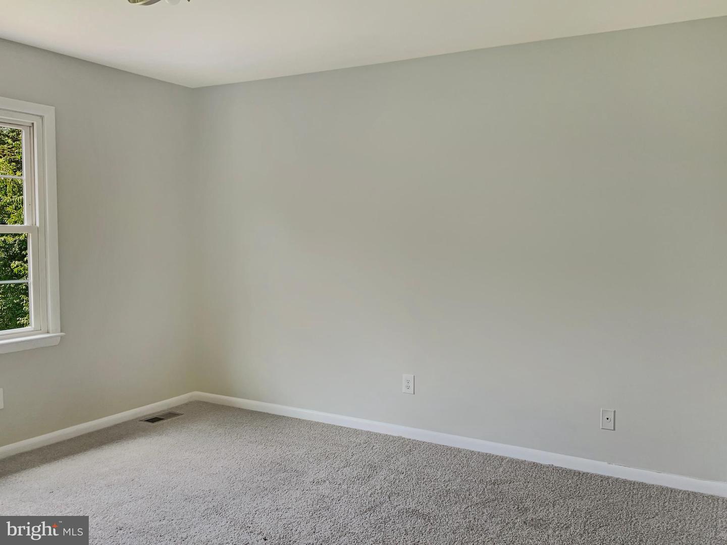 11094 ROUND HILL DR, NOKESVILLE, Virginia 20181, 4 Bedrooms Bedrooms, ,2 BathroomsBathrooms,Residential,For sale,11094 ROUND HILL DR,VAPW2100630 MLS # VAPW2100630