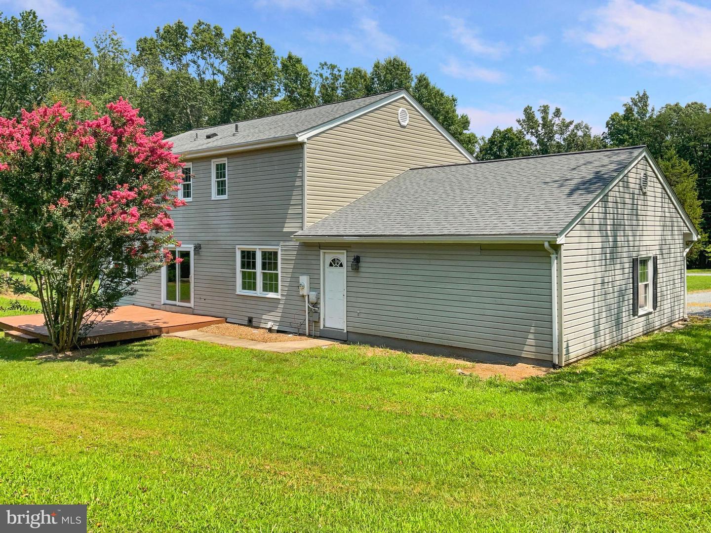 11094 ROUND HILL DR, NOKESVILLE, Virginia 20181, 4 Bedrooms Bedrooms, ,2 BathroomsBathrooms,Residential,For sale,11094 ROUND HILL DR,VAPW2100630 MLS # VAPW2100630