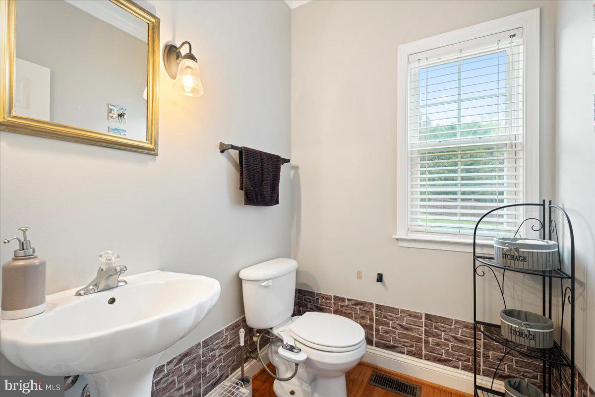 28 MILLBROOK RD, STAFFORD, Virginia 22554, 5 Bedrooms Bedrooms, 6 Rooms Rooms,4 BathroomsBathrooms,Residential,For sale,28 MILLBROOK RD,VAST2041422 MLS # VAST2041422