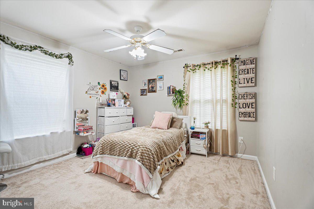 28 MILLBROOK RD, STAFFORD, Virginia 22554, 5 Bedrooms Bedrooms, 6 Rooms Rooms,4 BathroomsBathrooms,Residential,For sale,28 MILLBROOK RD,VAST2041422 MLS # VAST2041422