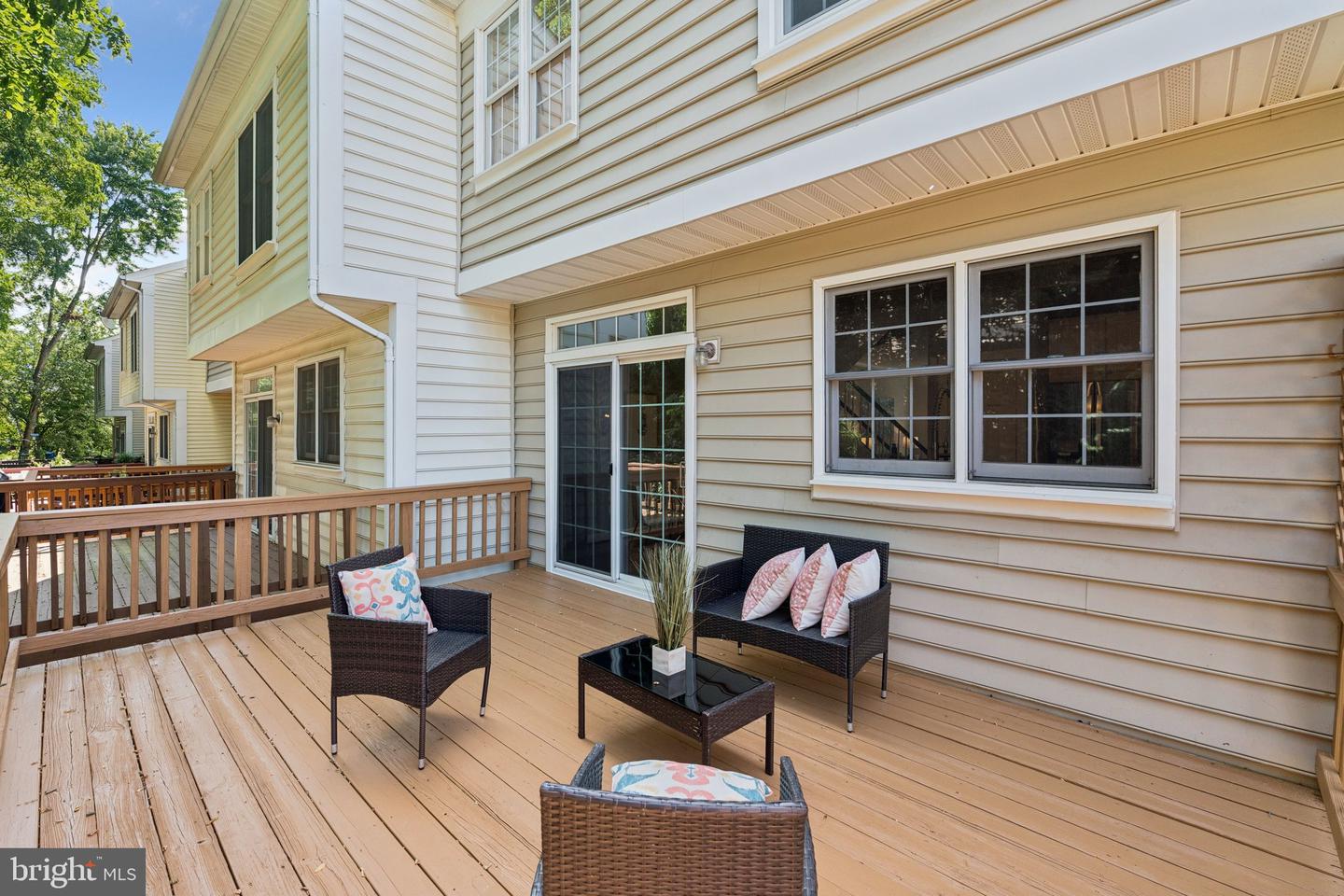 9910 MICHAEL SCHAR CT, VIENNA, Virginia 22181, 3 Bedrooms Bedrooms, ,3 BathroomsBathrooms,Residential,For sale,9910 MICHAEL SCHAR CT,VAFX2220476 MLS # VAFX2220476