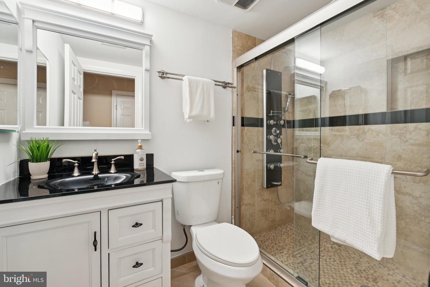 9910 MICHAEL SCHAR CT, VIENNA, Virginia 22181, 3 Bedrooms Bedrooms, ,3 BathroomsBathrooms,Residential,For sale,9910 MICHAEL SCHAR CT,VAFX2220476 MLS # VAFX2220476
