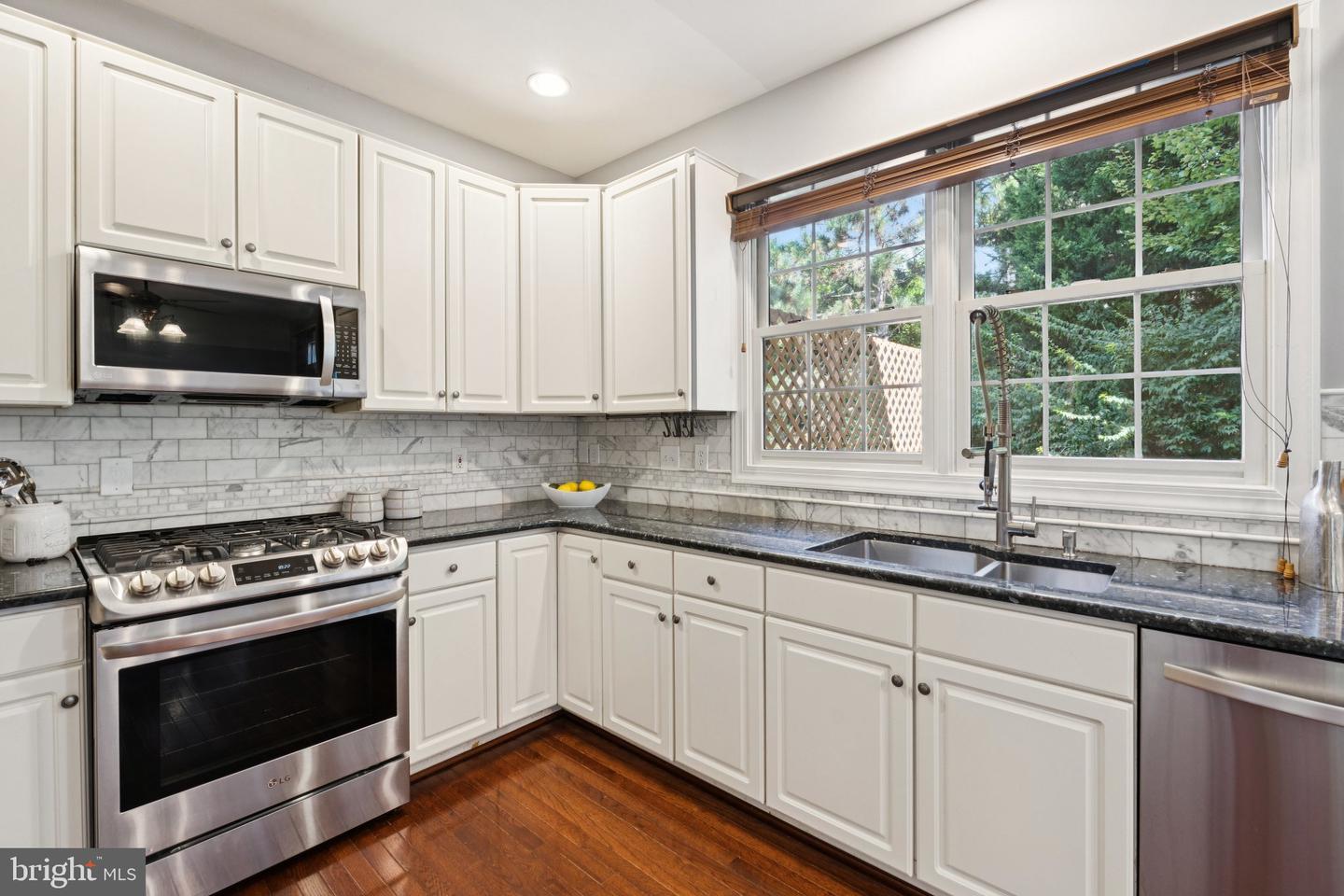 9910 MICHAEL SCHAR CT, VIENNA, Virginia 22181, 3 Bedrooms Bedrooms, ,3 BathroomsBathrooms,Residential,For sale,9910 MICHAEL SCHAR CT,VAFX2220476 MLS # VAFX2220476