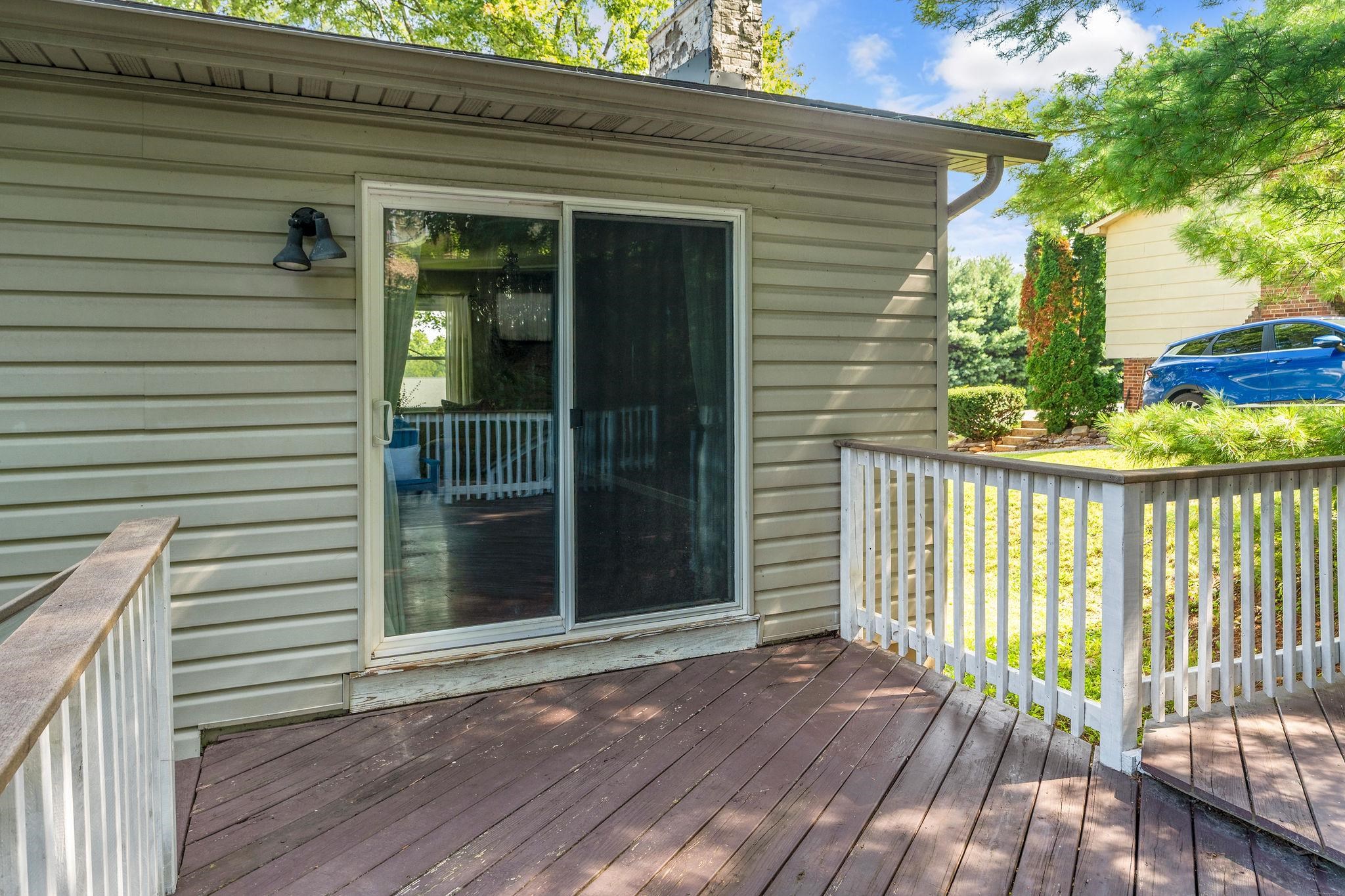 697 ALEXTINE DR, STAUNTON, Virginia 24401, 3 Bedrooms Bedrooms, ,2 BathroomsBathrooms,Residential,697 ALEXTINE DR,667415 MLS # 667415