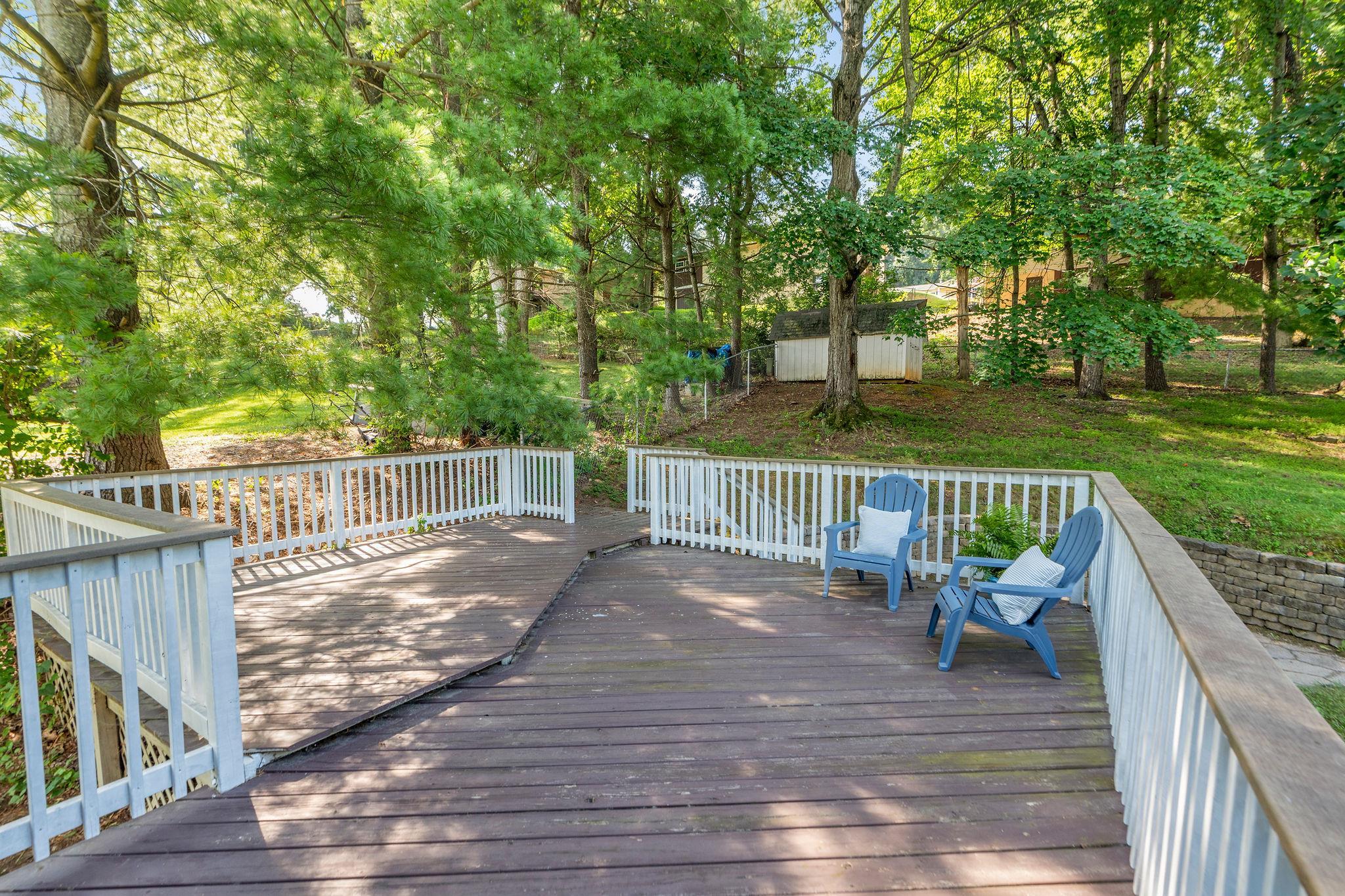 697 ALEXTINE DR, STAUNTON, Virginia 24401, 3 Bedrooms Bedrooms, ,2 BathroomsBathrooms,Residential,697 ALEXTINE DR,667415 MLS # 667415