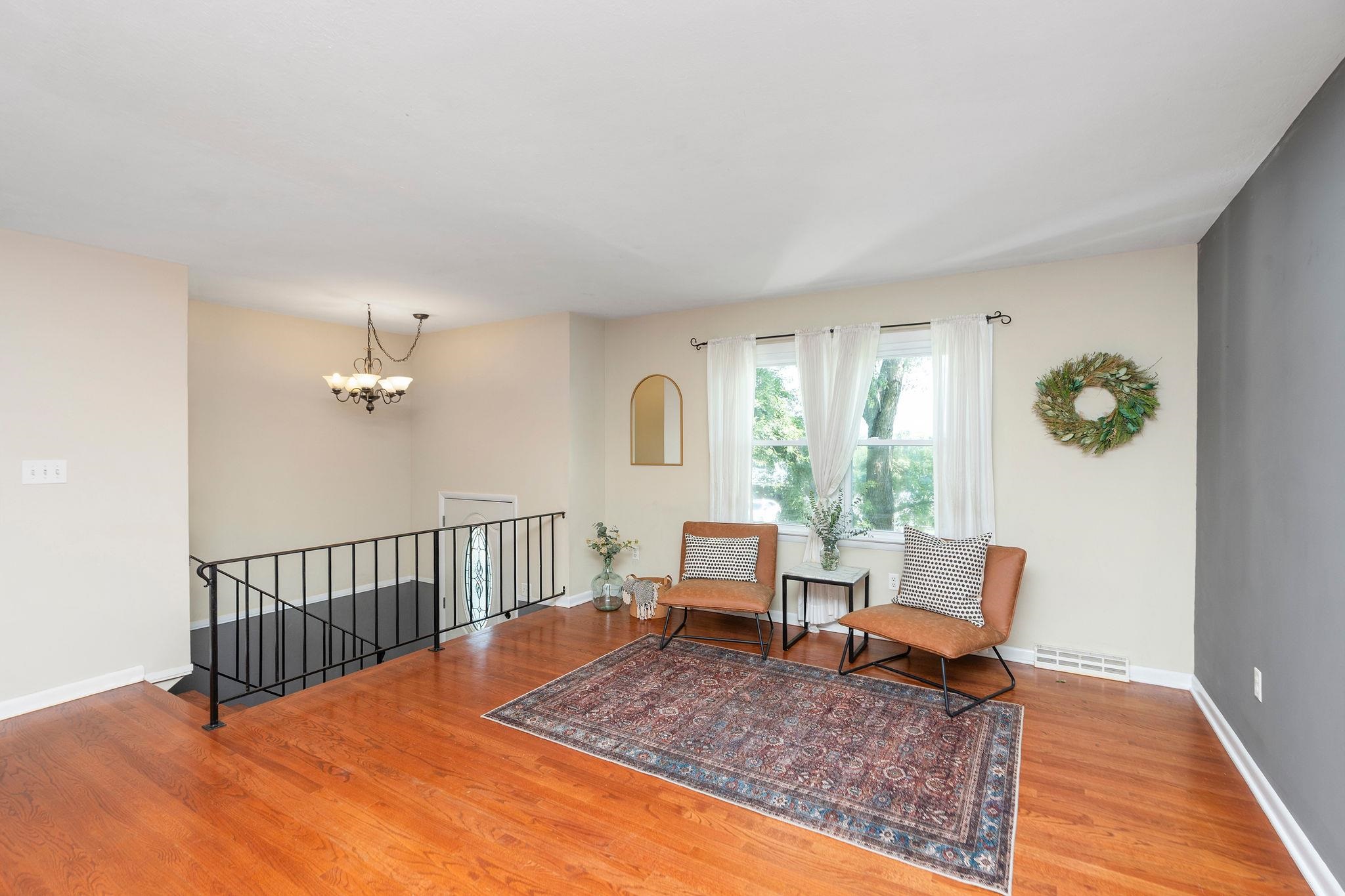 697 ALEXTINE DR, STAUNTON, Virginia 24401, 3 Bedrooms Bedrooms, ,2 BathroomsBathrooms,Residential,697 ALEXTINE DR,667415 MLS # 667415