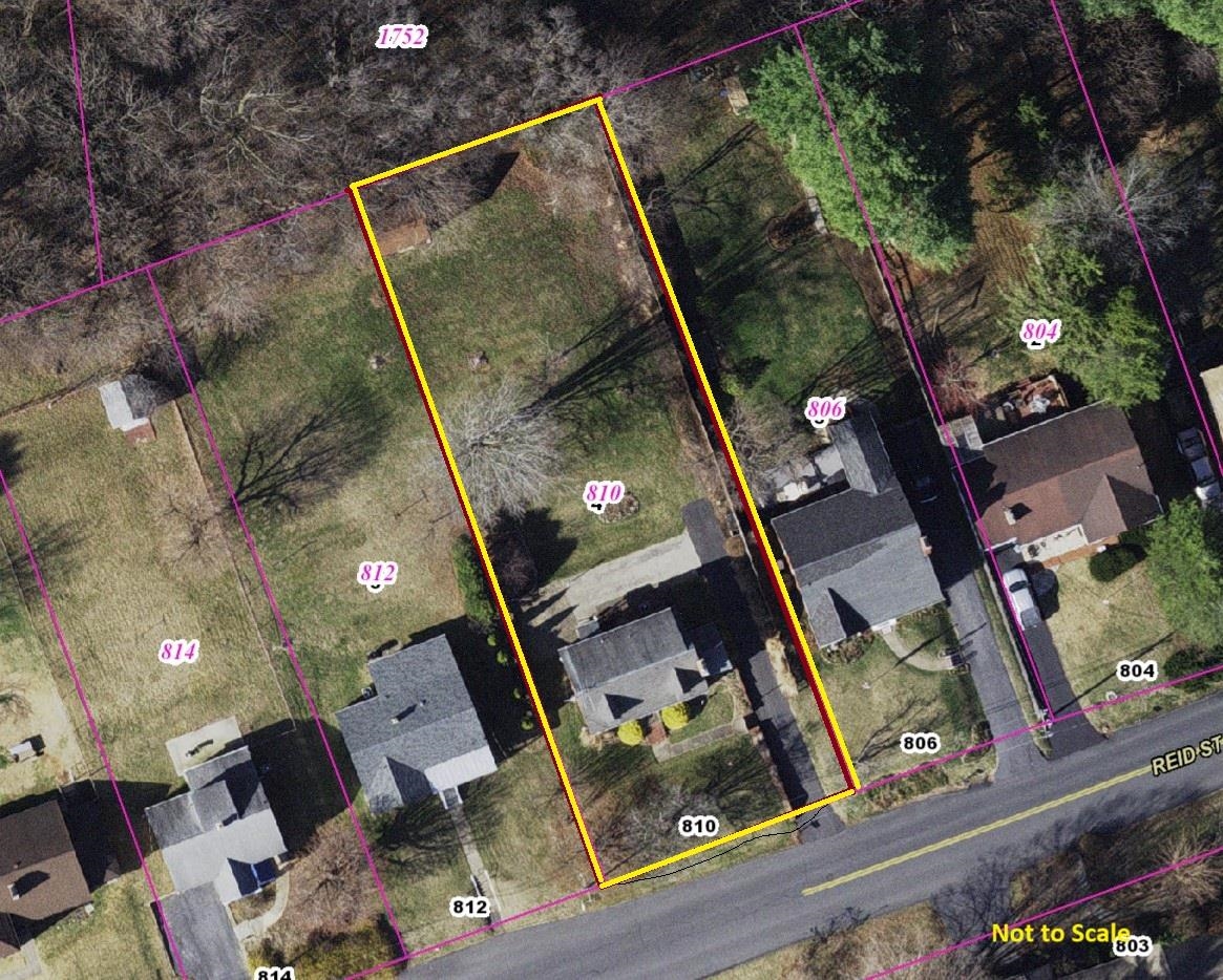 810 REID ST, STAUNTON, Virginia 24401, 3 Bedrooms Bedrooms, ,2 BathroomsBathrooms,Residential,810 REID ST,667416 MLS # 667416