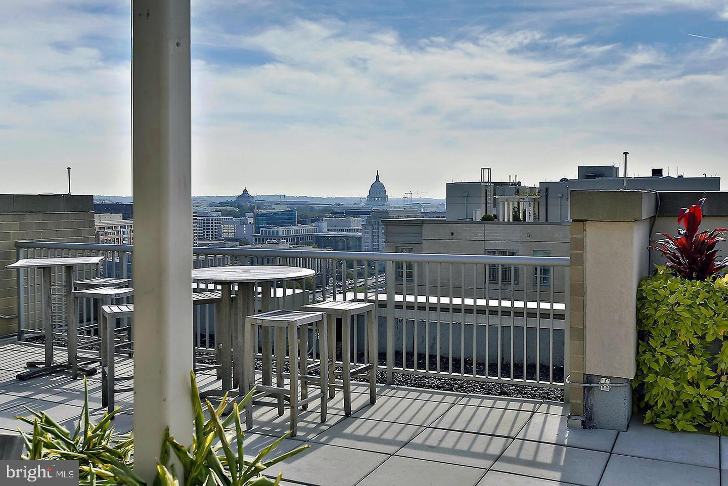 811 4TH ST NW #610, WASHINGTON, District Of Columbia 20001, 2 Bedrooms Bedrooms, ,2 BathroomsBathrooms,Residential,For sale,811 4TH ST NW #610,DCDC2194770 MLS # DCDC2194770