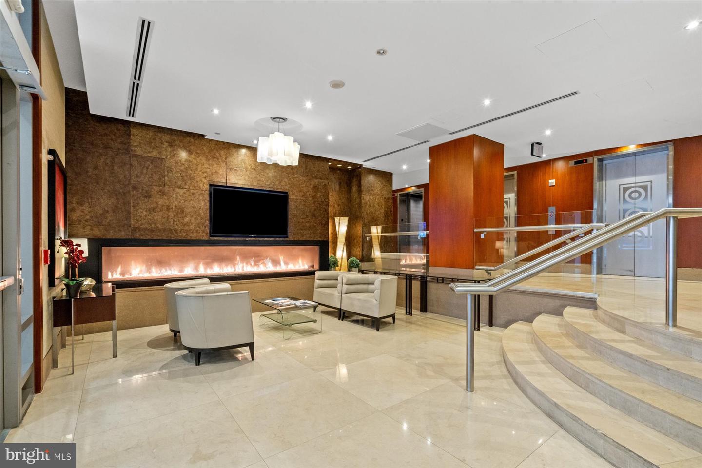 811 4TH ST NW #610, WASHINGTON, District Of Columbia 20001, 2 Bedrooms Bedrooms, ,2 BathroomsBathrooms,Residential,For sale,811 4TH ST NW #610,DCDC2194770 MLS # DCDC2194770