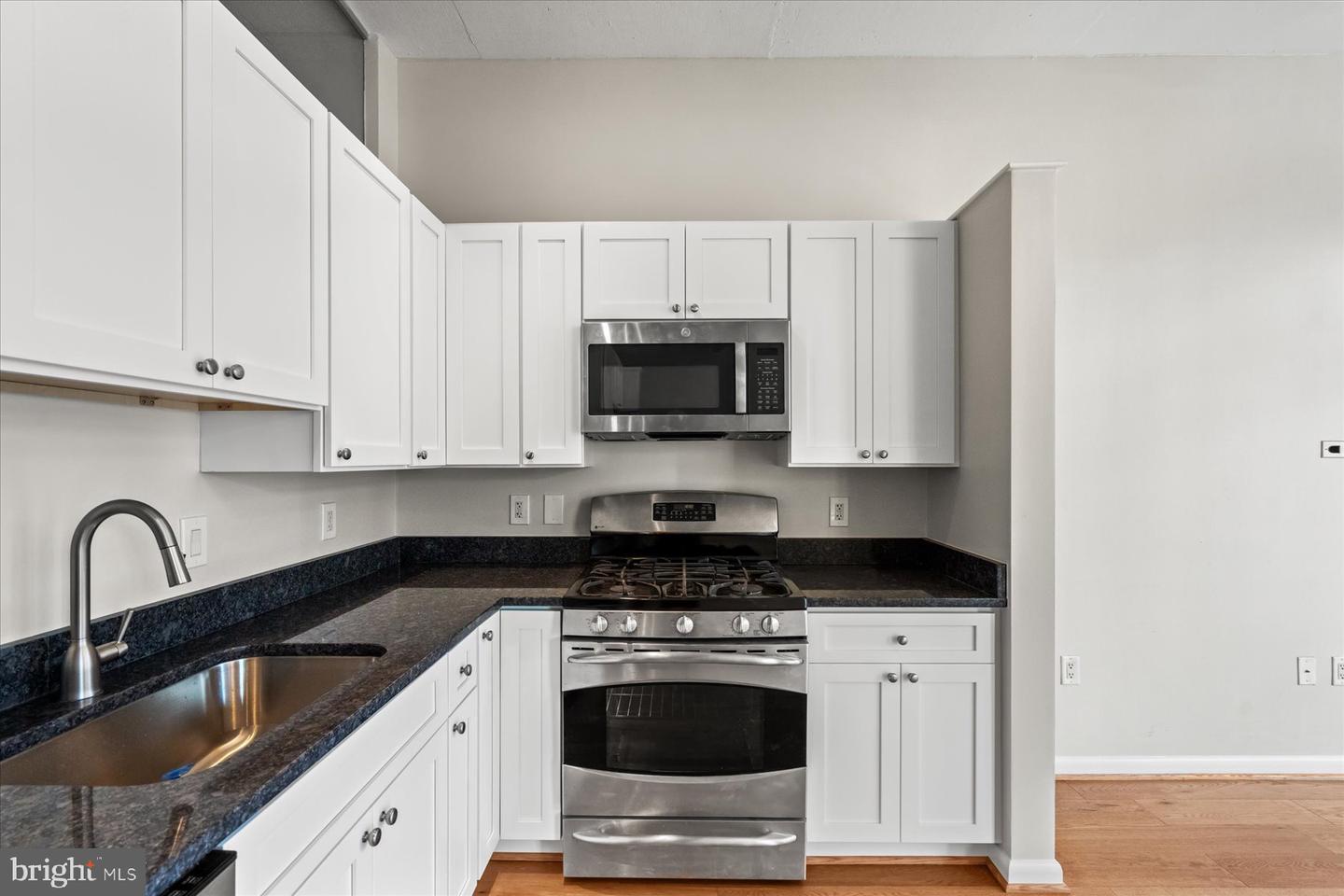 811 4TH ST NW #610, WASHINGTON, District Of Columbia 20001, 2 Bedrooms Bedrooms, ,2 BathroomsBathrooms,Residential,For sale,811 4TH ST NW #610,DCDC2194770 MLS # DCDC2194770