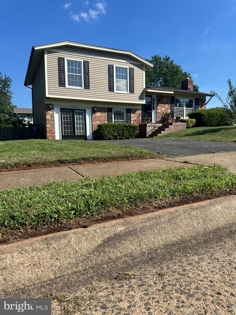 8959 ROLLING RD, MANASSAS, Virginia 20110, 4 Bedrooms Bedrooms, ,2 BathroomsBathrooms,Residential,For sale,8959 ROLLING RD,VAMN2008266 MLS # VAMN2008266