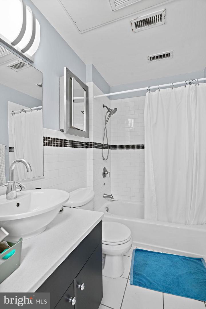 809 6TH ST NW #63, WASHINGTON, District Of Columbia 20001, 1 Bedroom Bedrooms, ,1 BathroomBathrooms,Residential,For sale,809 6TH ST NW #63,DCDC2200028 MLS # DCDC2200028