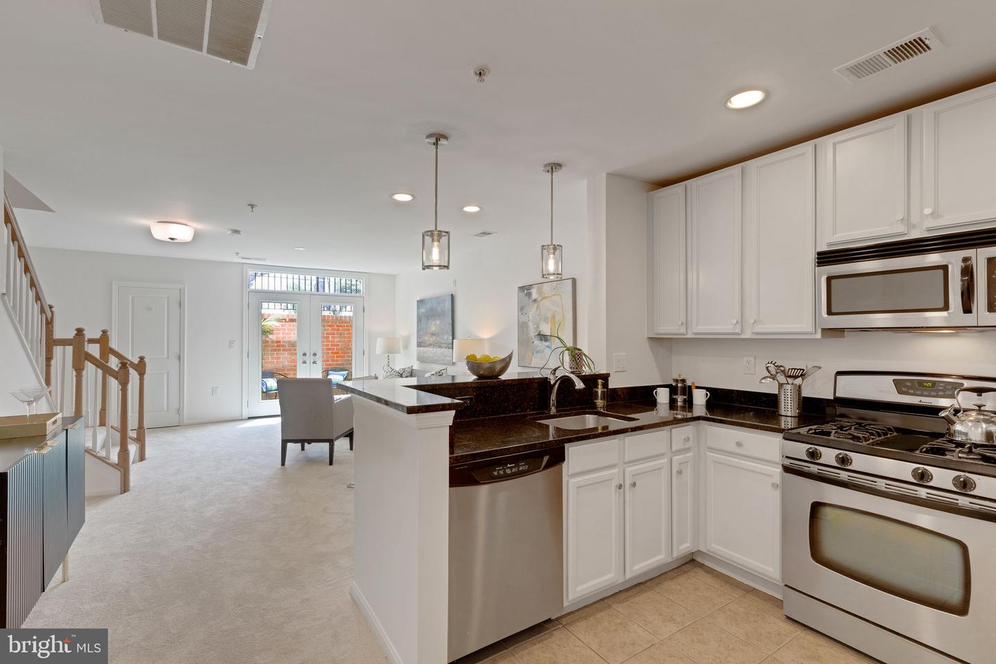 2665 PROSPERITY AVE #6, FAIRFAX, Virginia 22031, 1 Bedroom Bedrooms, ,1 BathroomBathrooms,Residential,For sale,2665 PROSPERITY AVE #6,VAFX2244598 MLS # VAFX2244598