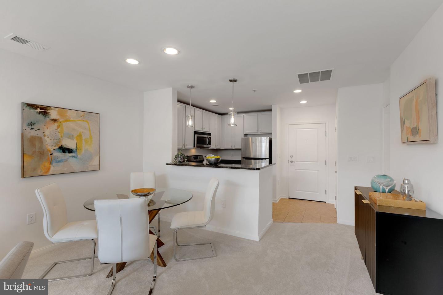 2665 PROSPERITY AVE #6, FAIRFAX, Virginia 22031, 1 Bedroom Bedrooms, ,1 BathroomBathrooms,Residential,For sale,2665 PROSPERITY AVE #6,VAFX2244598 MLS # VAFX2244598