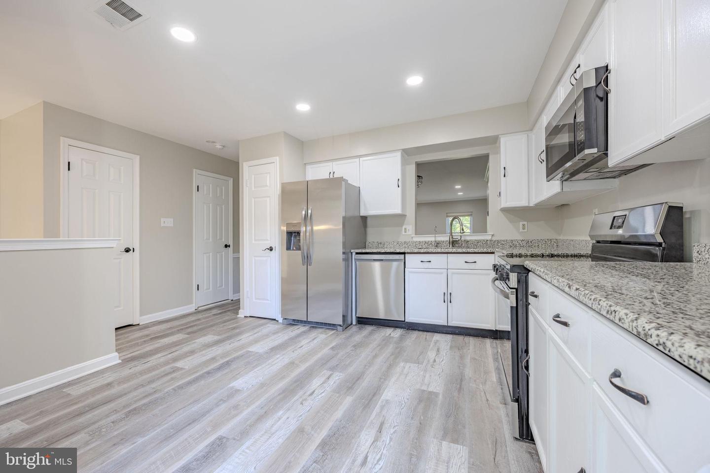 6150 CASTLETOWN WAY, ALEXANDRIA, Virginia 22310, 3 Bedrooms Bedrooms, ,3 BathroomsBathrooms,Residential,For sale,6150 CASTLETOWN WAY,VAFX2244742 MLS # VAFX2244742