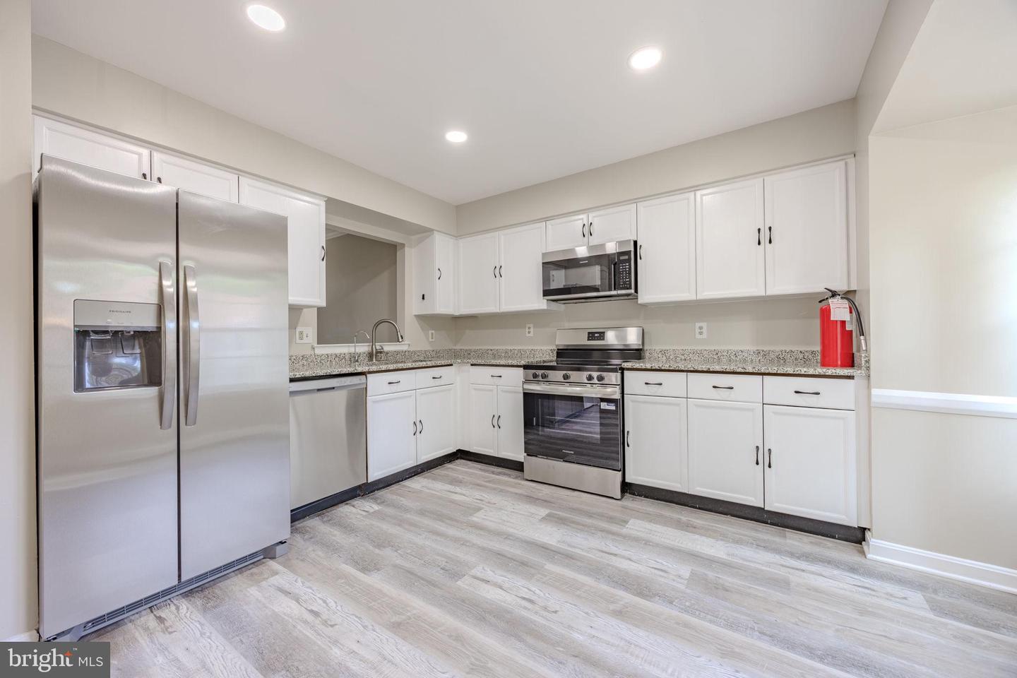 6150 CASTLETOWN WAY, ALEXANDRIA, Virginia 22310, 3 Bedrooms Bedrooms, ,3 BathroomsBathrooms,Residential,For sale,6150 CASTLETOWN WAY,VAFX2244742 MLS # VAFX2244742
