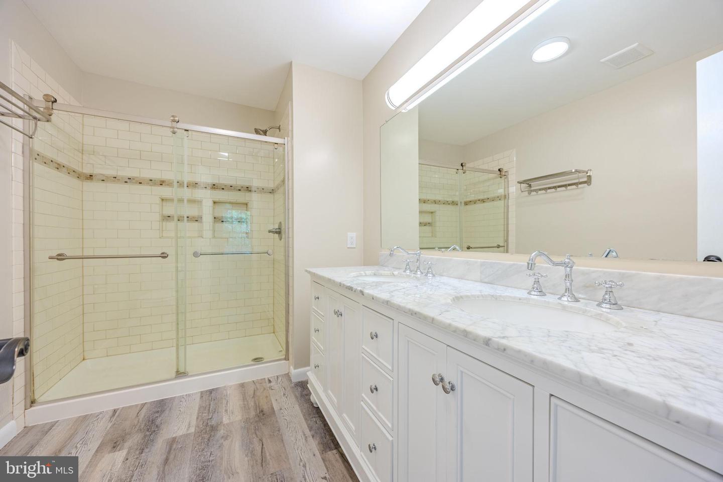 6150 CASTLETOWN WAY, ALEXANDRIA, Virginia 22310, 3 Bedrooms Bedrooms, ,3 BathroomsBathrooms,Residential,For sale,6150 CASTLETOWN WAY,VAFX2244742 MLS # VAFX2244742