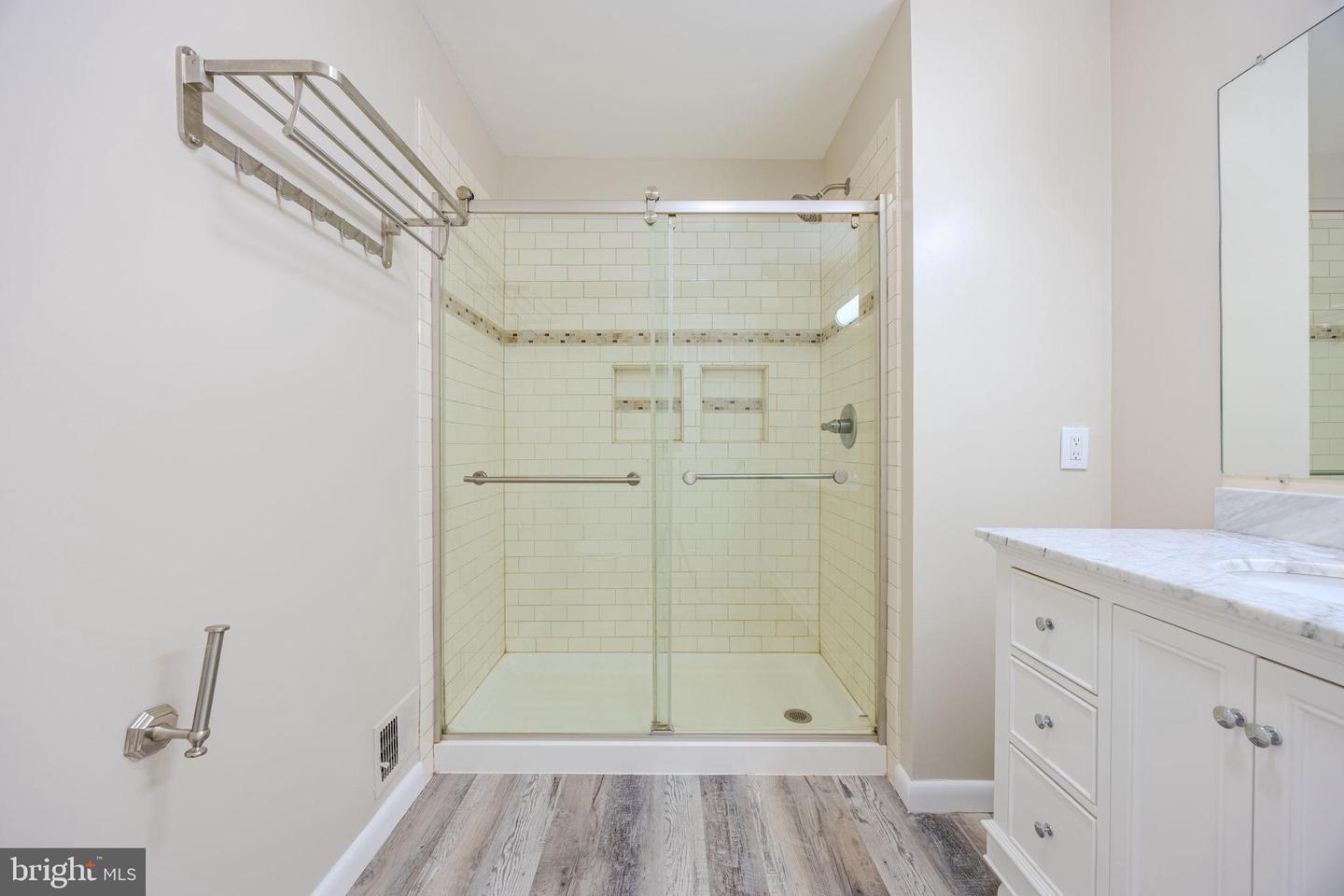 6150 CASTLETOWN WAY, ALEXANDRIA, Virginia 22310, 3 Bedrooms Bedrooms, ,3 BathroomsBathrooms,Residential,For sale,6150 CASTLETOWN WAY,VAFX2244742 MLS # VAFX2244742