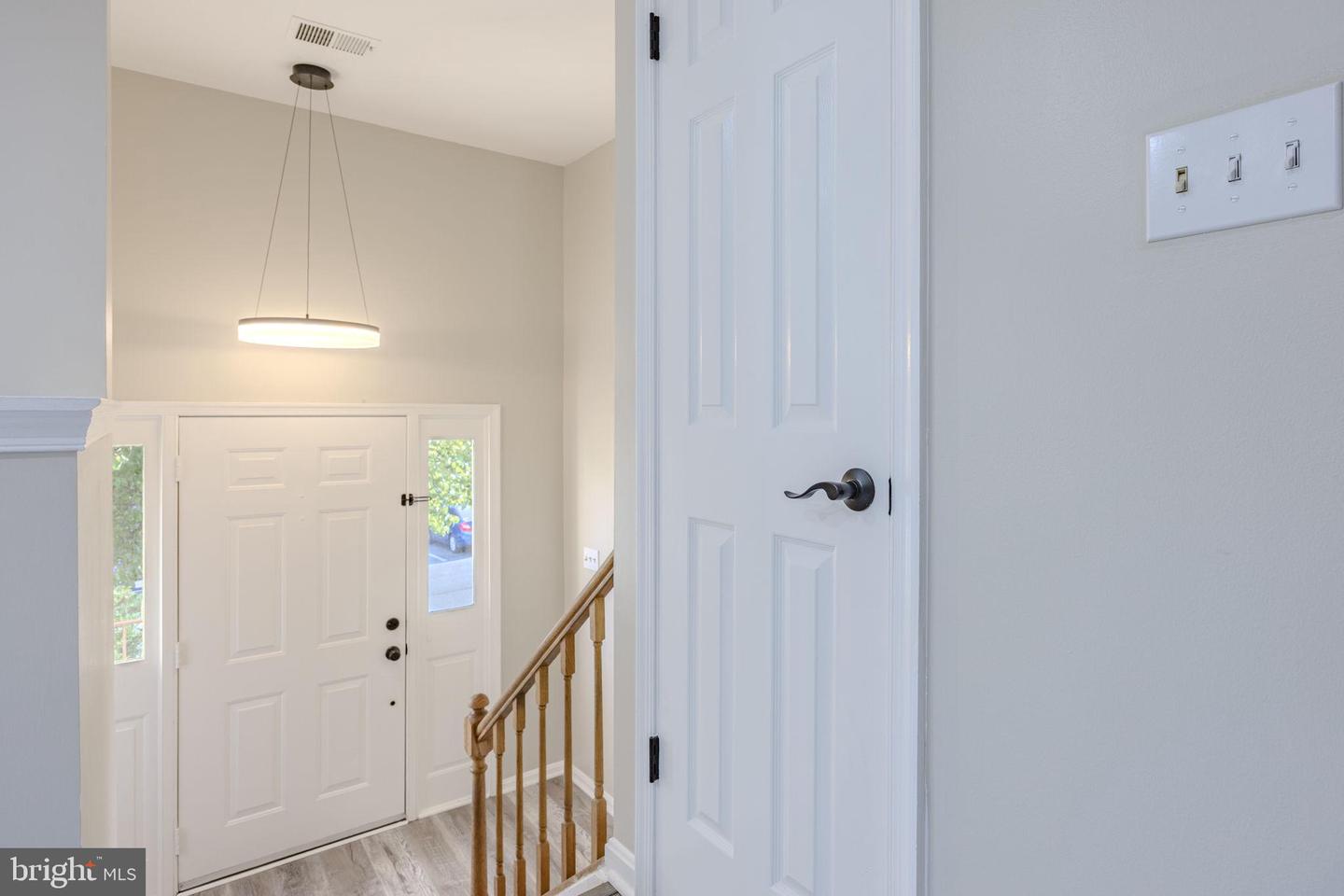 6150 CASTLETOWN WAY, ALEXANDRIA, Virginia 22310, 3 Bedrooms Bedrooms, ,3 BathroomsBathrooms,Residential,For sale,6150 CASTLETOWN WAY,VAFX2244742 MLS # VAFX2244742