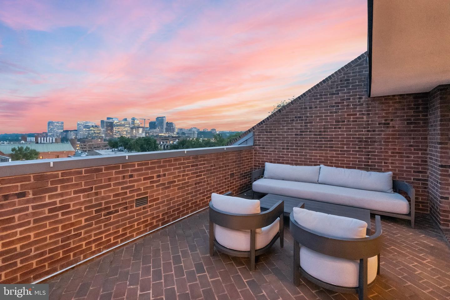 3251 PROSPECT ST NW #402, WASHINGTON, District Of Columbia 20007, 5 Bedrooms Bedrooms, ,4 BathroomsBathrooms,Residential,For sale,3251 PROSPECT ST NW #402,DCDC2204594 MLS # DCDC2204594