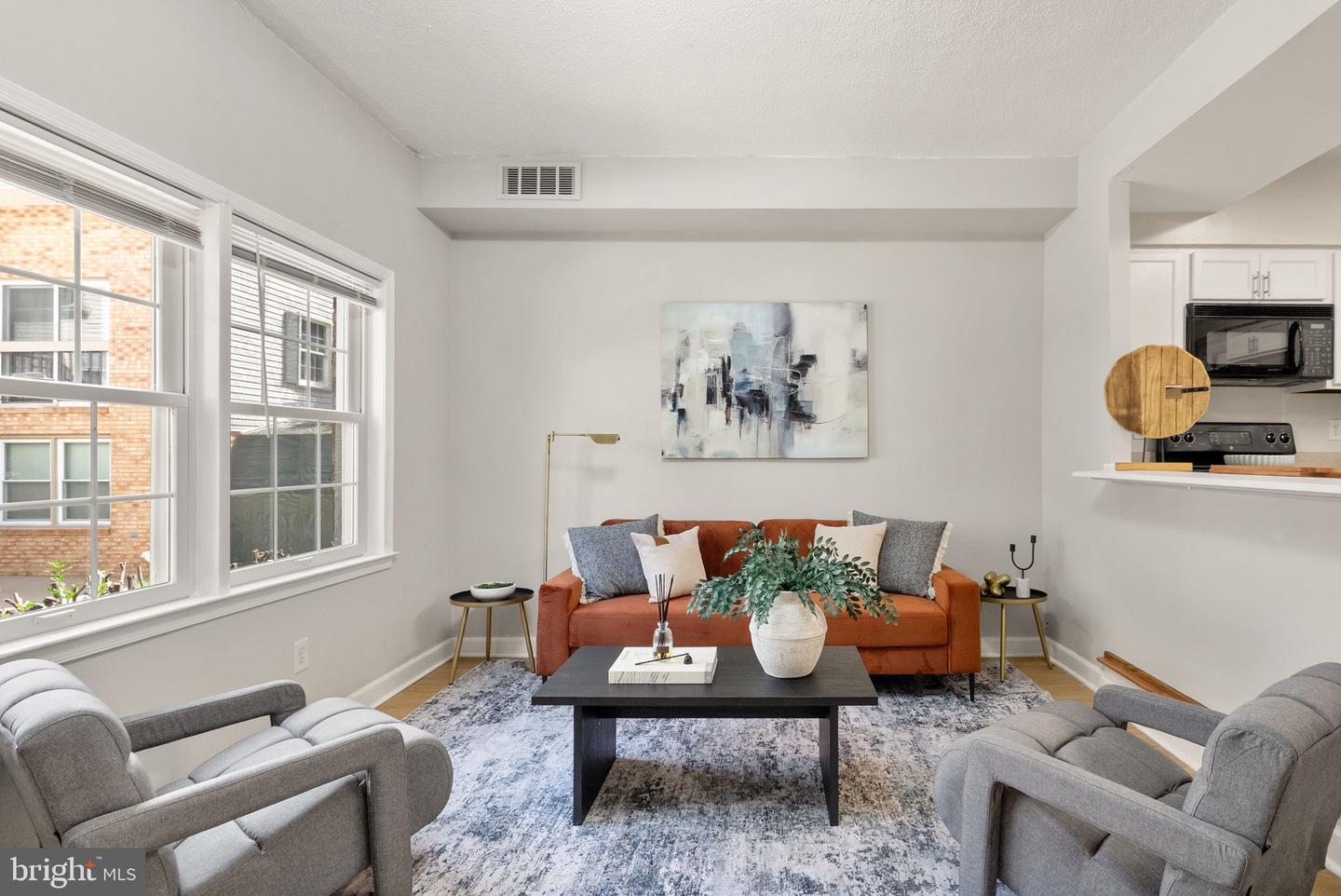 104 N BEDFORD ST #A, ARLINGTON, Virginia 22201, 1 Bedroom Bedrooms, ,1 BathroomBathrooms,Residential,For sale,104 N BEDFORD ST #A,VAAR2059228 MLS # VAAR2059228