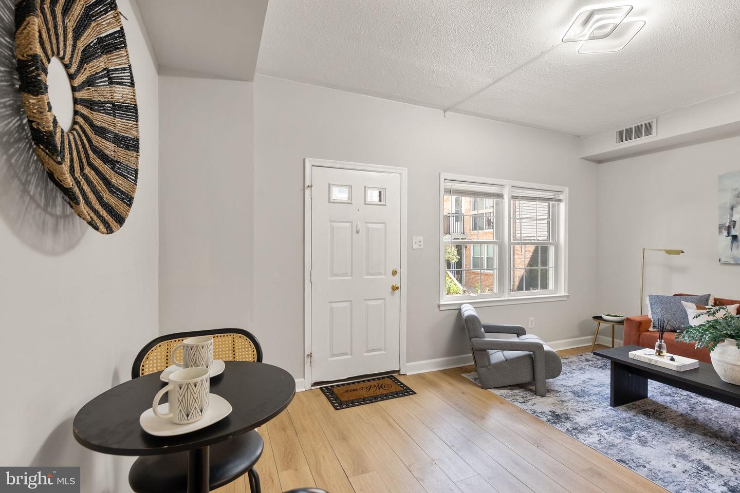 104 N BEDFORD ST #A, ARLINGTON, Virginia 22201, 1 Bedroom Bedrooms, ,1 BathroomBathrooms,Residential,For sale,104 N BEDFORD ST #A,VAAR2059228 MLS # VAAR2059228