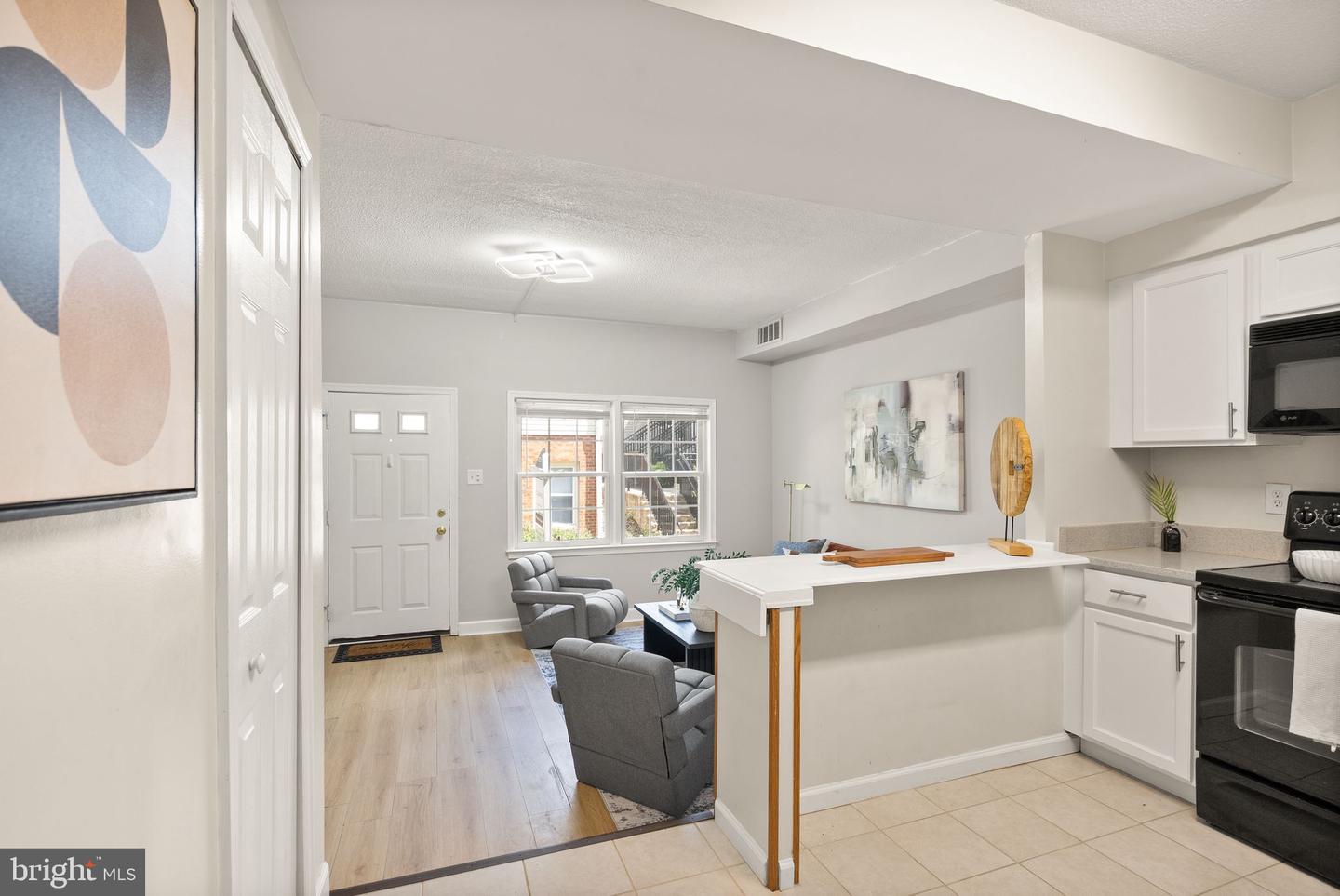 104 N BEDFORD ST #A, ARLINGTON, Virginia 22201, 1 Bedroom Bedrooms, ,1 BathroomBathrooms,Residential,For sale,104 N BEDFORD ST #A,VAAR2059228 MLS # VAAR2059228