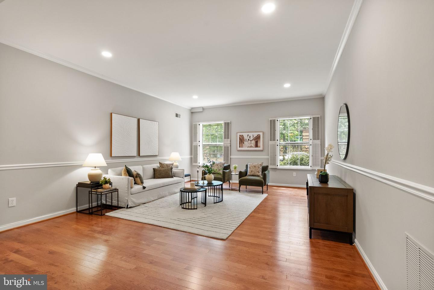 1701 N TROY ST #7-375, ARLINGTON, Virginia 22201, 2 Bedrooms Bedrooms, ,1 BathroomBathrooms,Residential,For sale,1701 N TROY ST #7-375,VAAR2059930 MLS # VAAR2059930