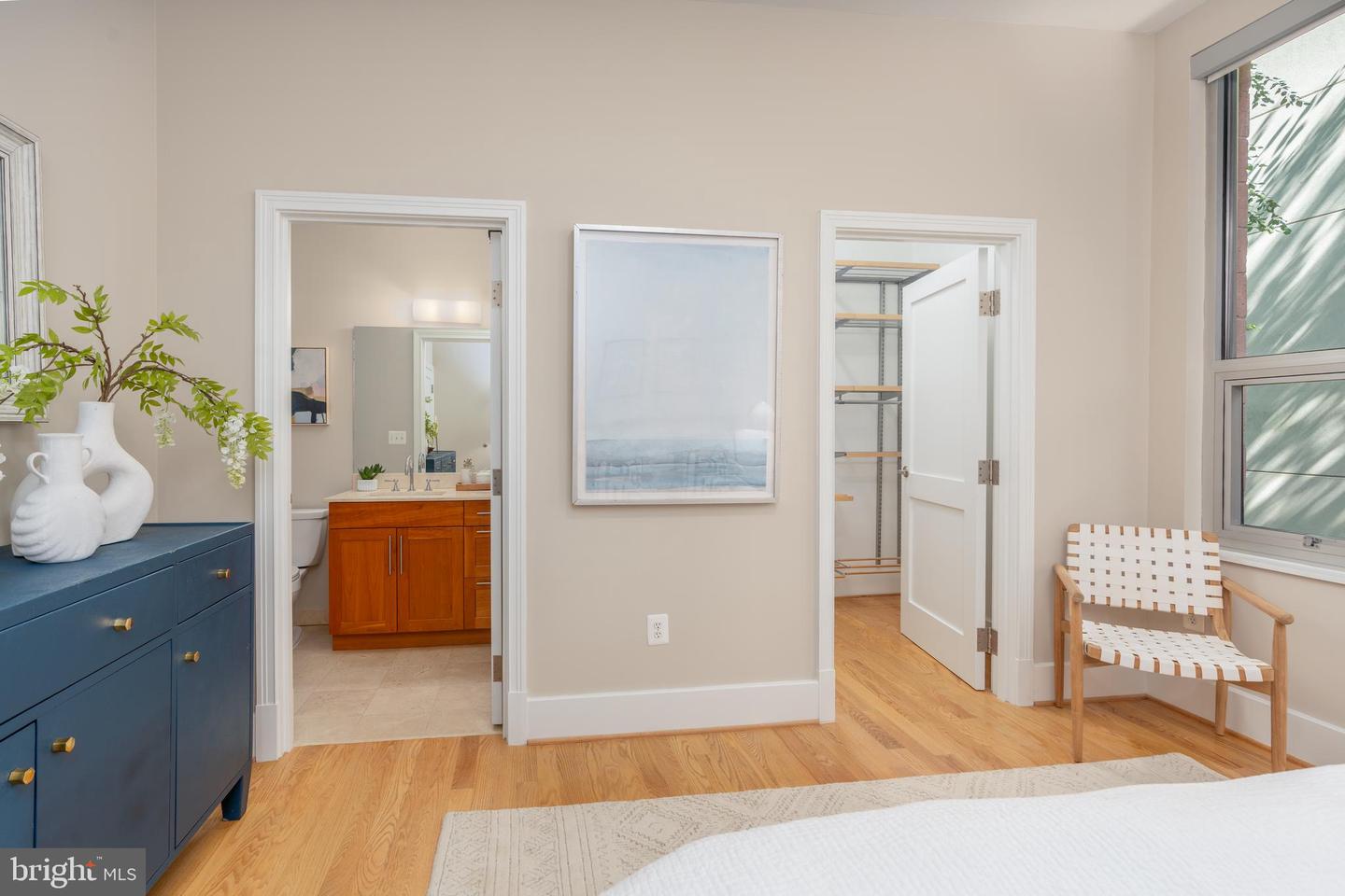 2100 11TH ST NW #201, WASHINGTON, District Of Columbia 20001, 2 Bedrooms Bedrooms, ,2 BathroomsBathrooms,Residential,For sale,2100 11TH ST NW #201,DCDC2208818 MLS # DCDC2208818