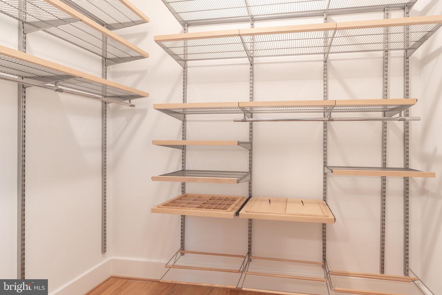 2100 11TH ST NW #201, WASHINGTON, District Of Columbia 20001, 2 Bedrooms Bedrooms, ,2 BathroomsBathrooms,Residential,For sale,2100 11TH ST NW #201,DCDC2208818 MLS # DCDC2208818